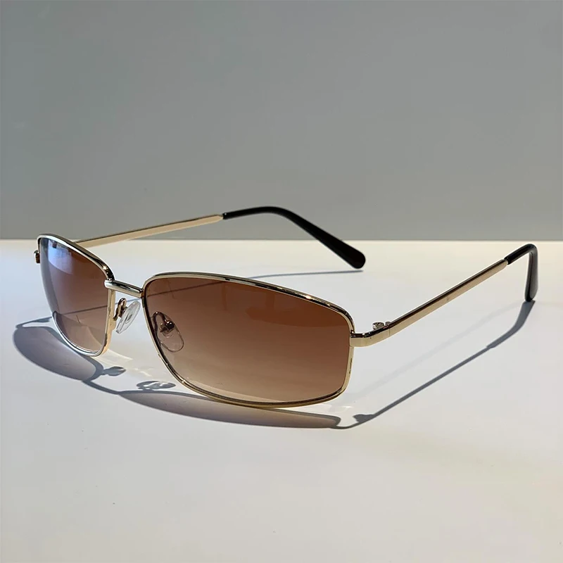 Designer Sunglasses - نظارات شمسية نسائية بتصميم Y2K عصري،