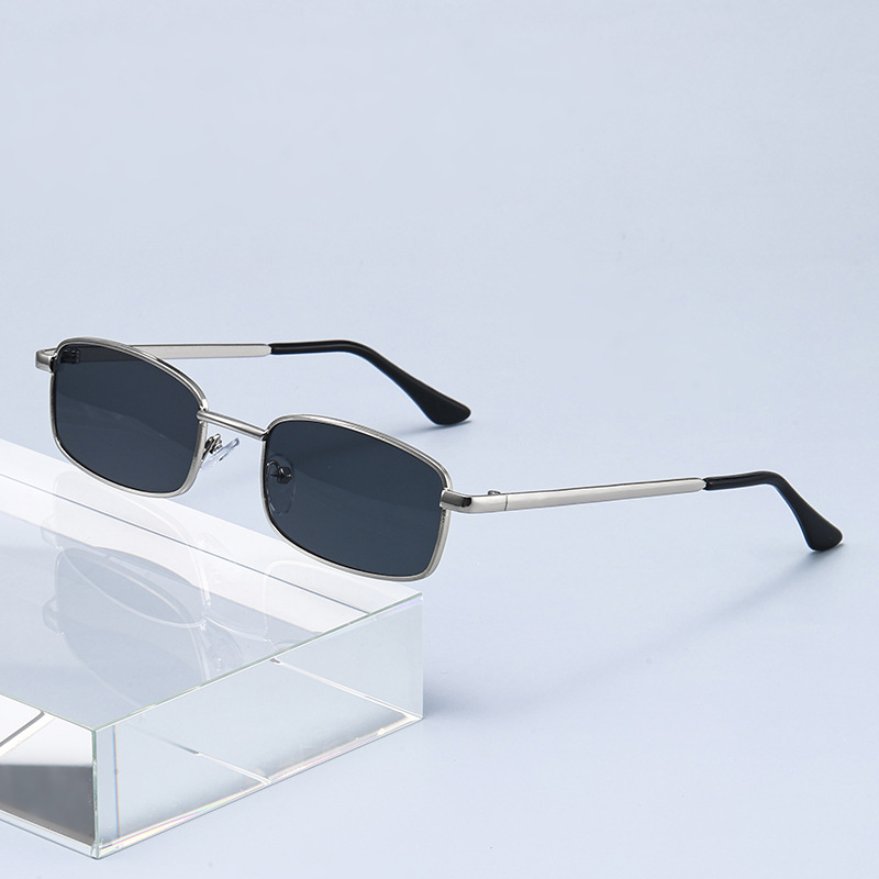 نظارات شمسية عصرية بتصميم بانك - مراجعة Sunglasses Uv400 وسعره