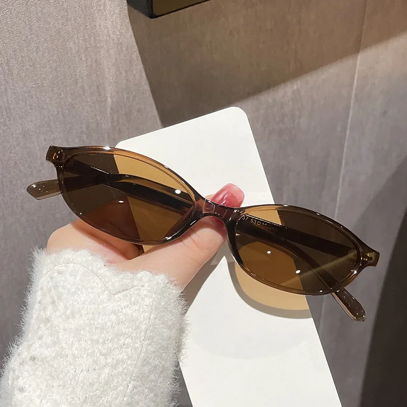 نظارات شمسية بيضاوية صغيرة بتص - مراجعة Designer Sunglasses وسعره